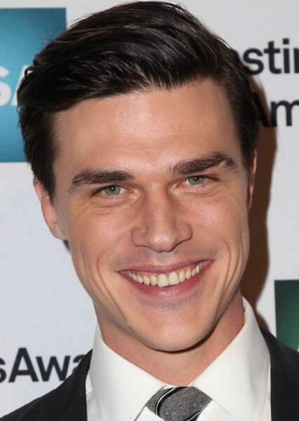 Finn Wittrock photo