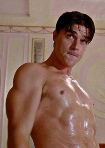 Finn Wittrock