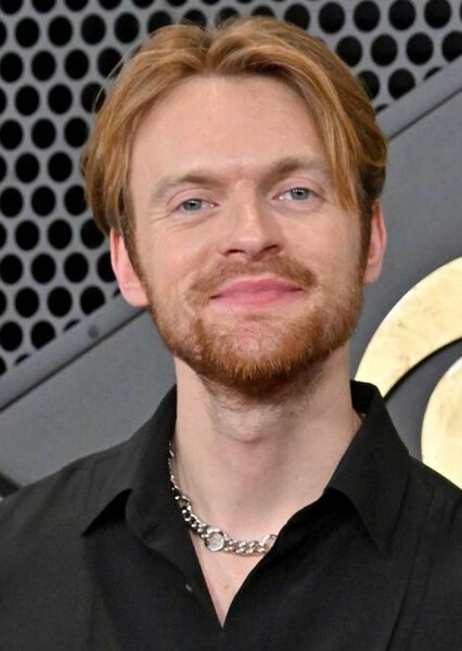 FINNEAS photo