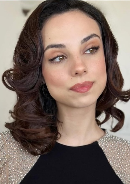Fiona Palomo photo