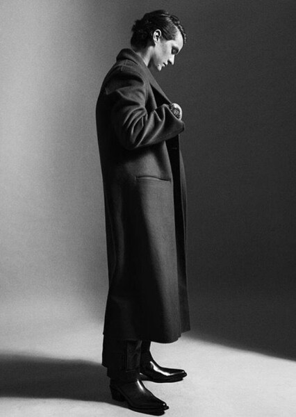 Fionn Whitehead photo