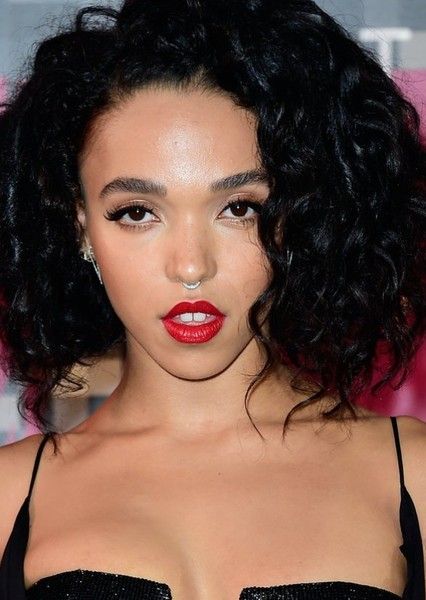 FKA twigs photo