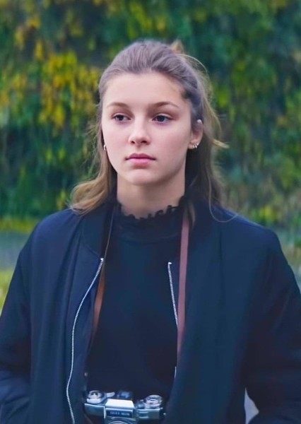 Flavie Delangle