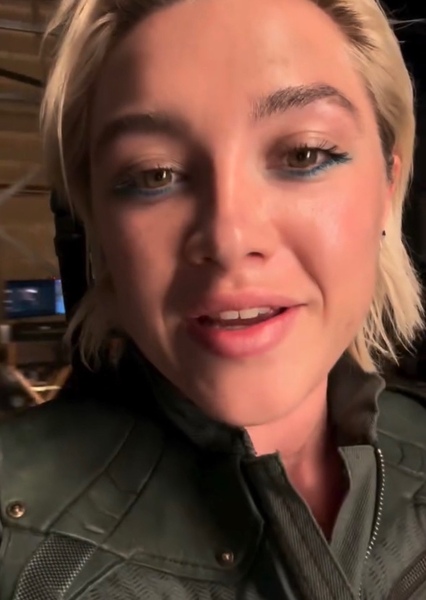 Florence Pugh photo