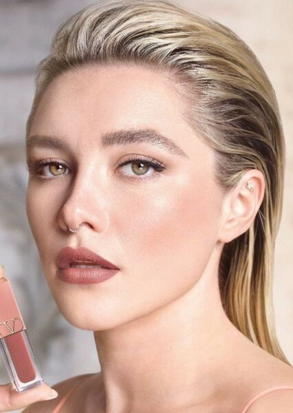 Florence Pugh photo