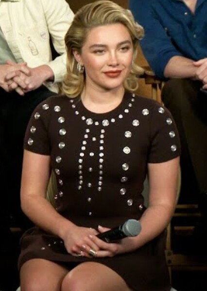 Florence Pugh photo
