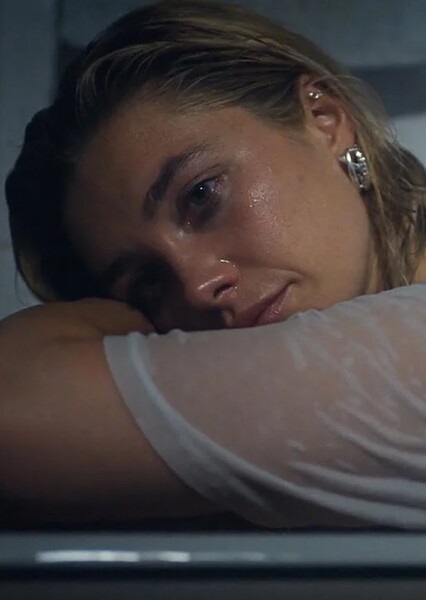 Florence Pugh photo