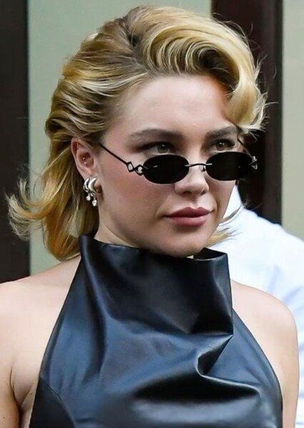 Florence Pugh photo