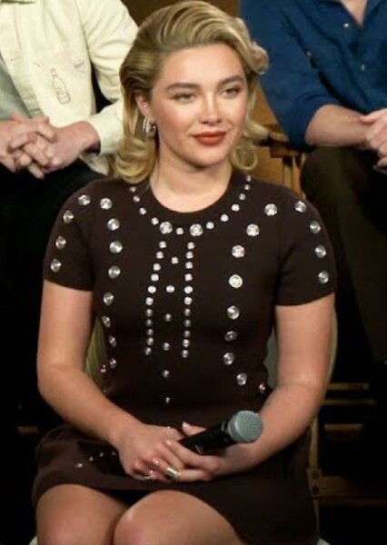 Florence Pugh photo