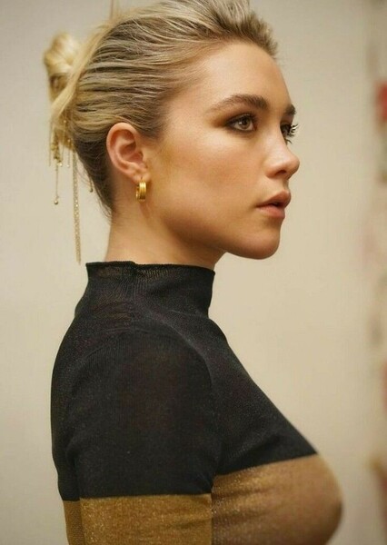 Florence Pugh photo