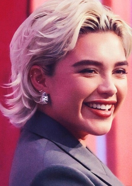 Florence Pugh photo