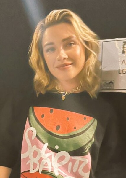 Florence Pugh photo