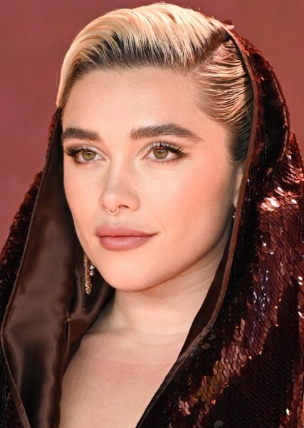 Florence Pugh photo
