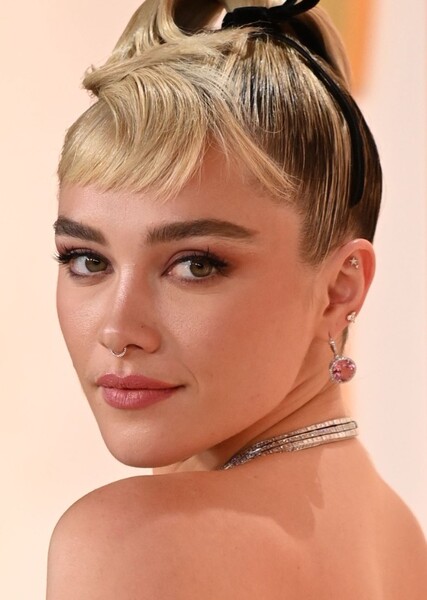 Florence Pugh photo