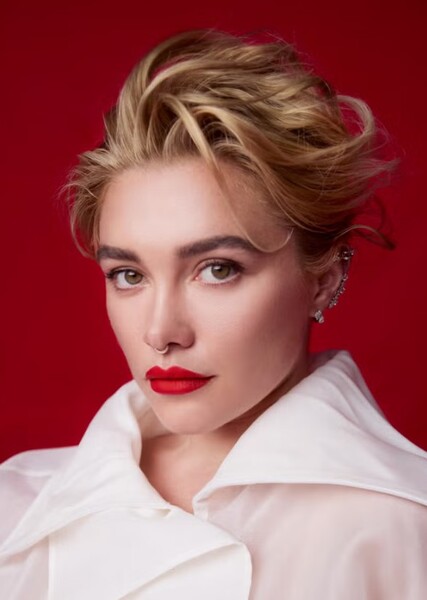 Florence Pugh photo