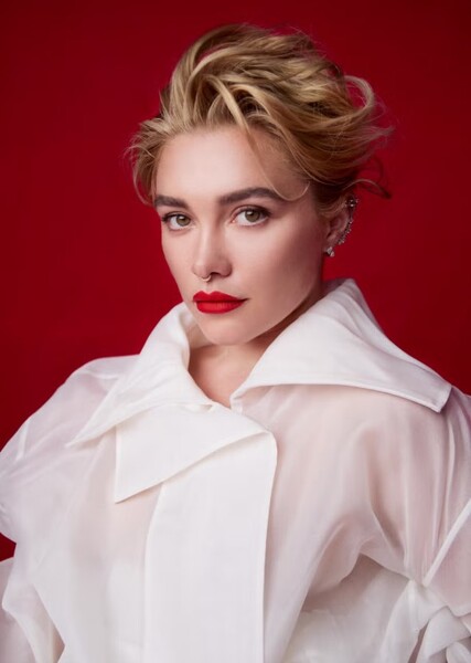 Florence Pugh photo