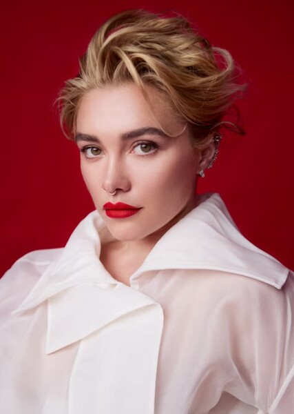 Florence Pugh photo