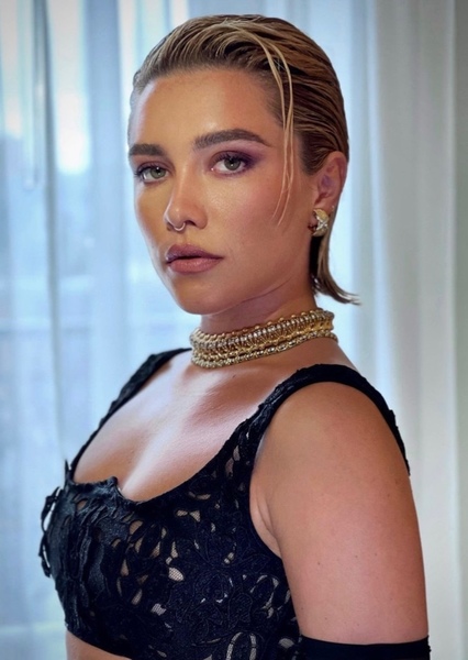 Florence Pugh photo