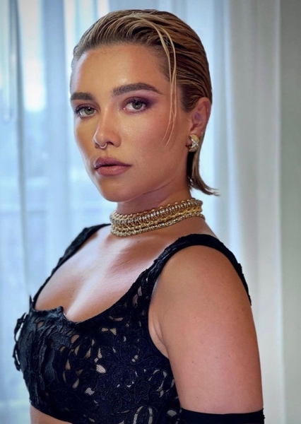 Florence Pugh photo
