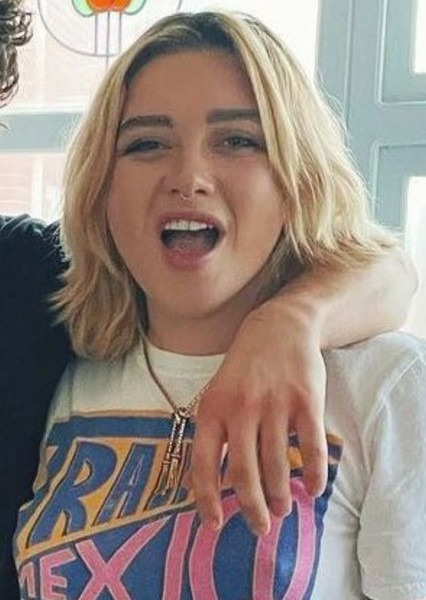 Florence Pugh photo