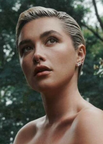 Florence Pugh photo