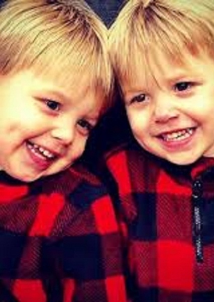 Fox and Dashiell Messitt photo