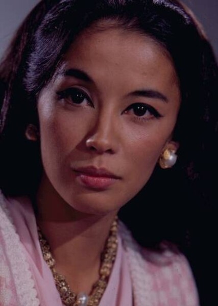 France Nuyen photo