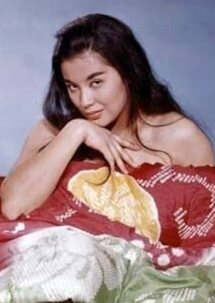 France Nuyen photo