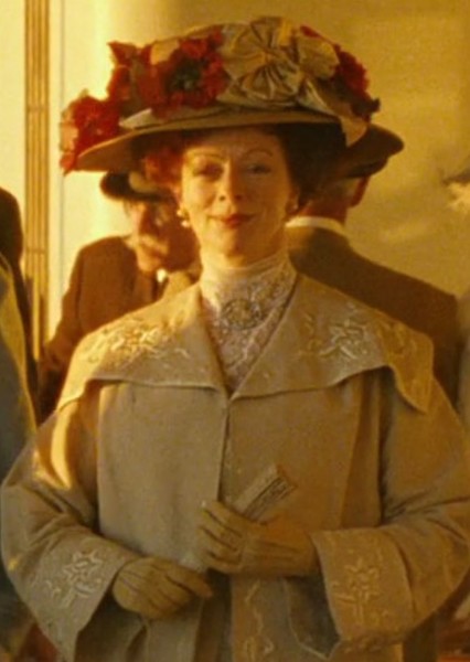 Frances Fisher photo