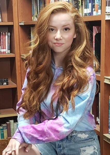 Francesca Capaldi photo