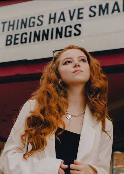 Francesca Capaldi photo