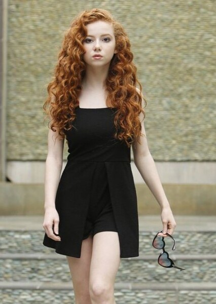 Francesca Capaldi photo