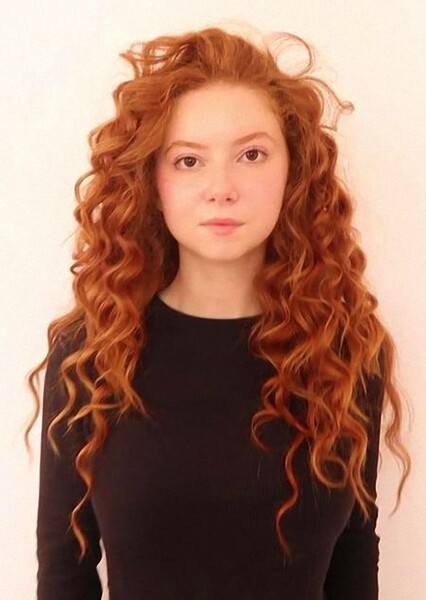 Francesca Capaldi photo
