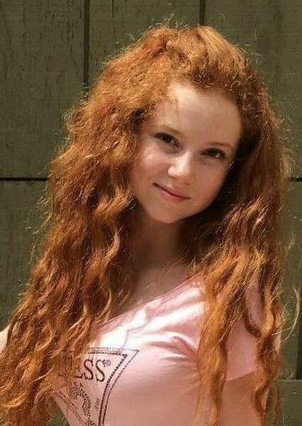 Francesca Capaldi photo