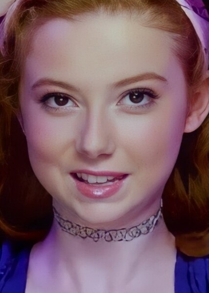 Francesca Capaldi photo