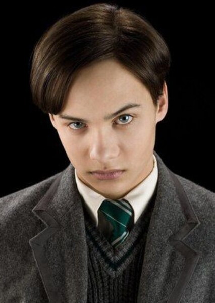 Frank Dillane photo