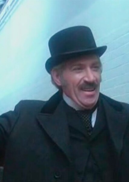 Frank Finlay photo