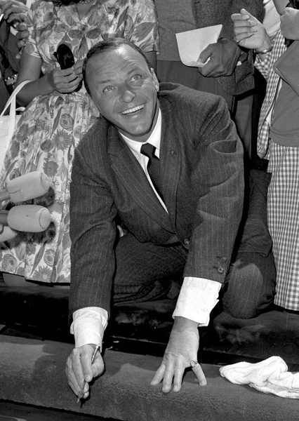 Frank Sinatra photo