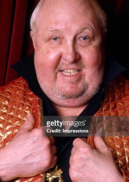 Frank Thring photo