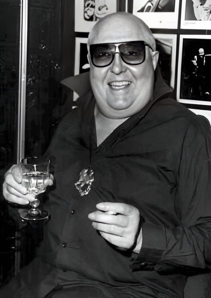 Frank Thring photo