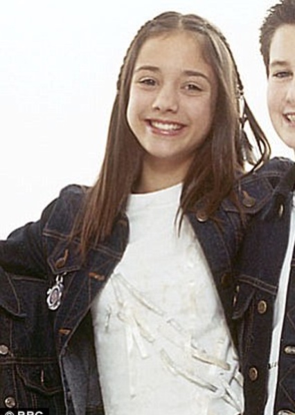 Frankie Bridge photo