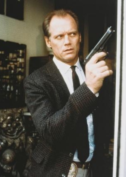 Fred Dryer photo