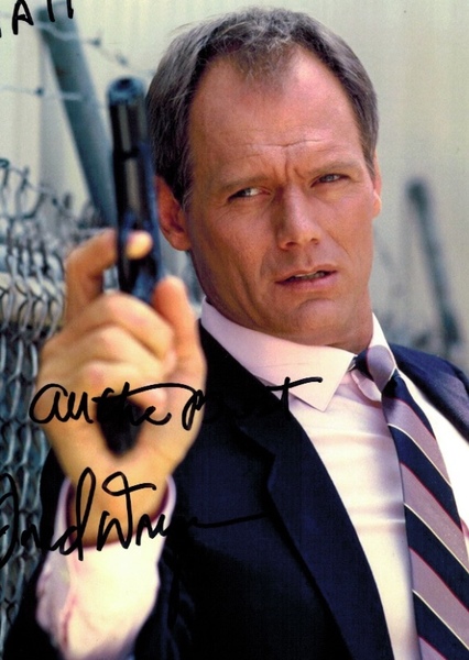 Fred Dryer photo
