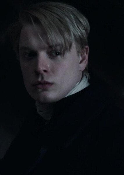 Freddie Fox photo
