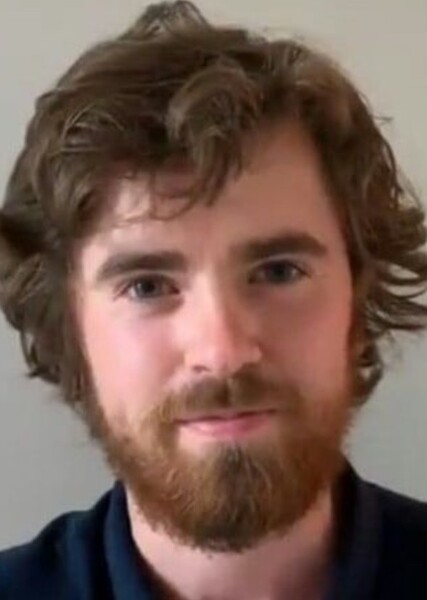 Freddie Highmore photo