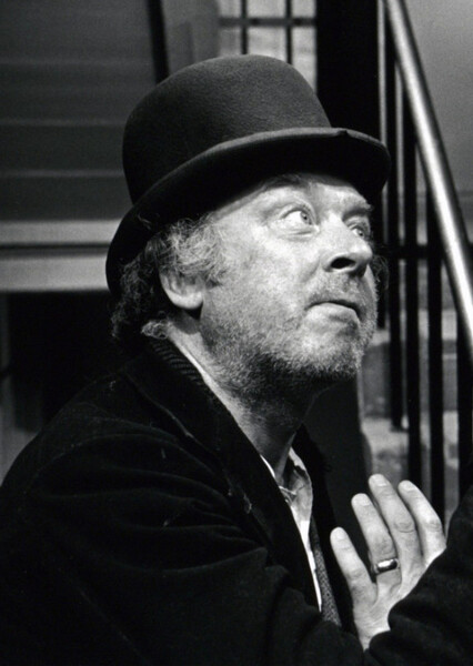 Freddie Jones photo