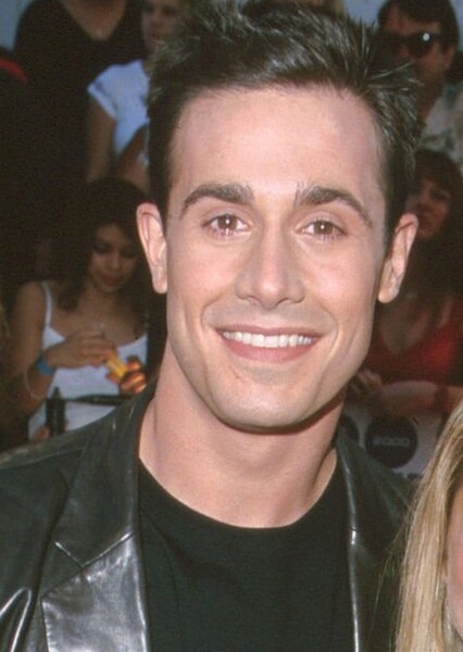 Freddie Prinze Jr. photo