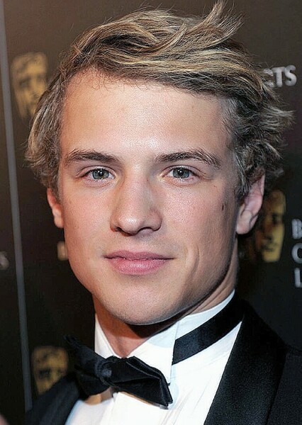 Freddie Stroma
