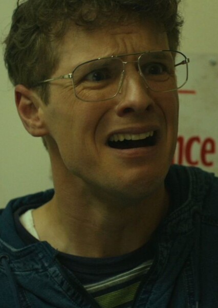 Freddie Stroma photo