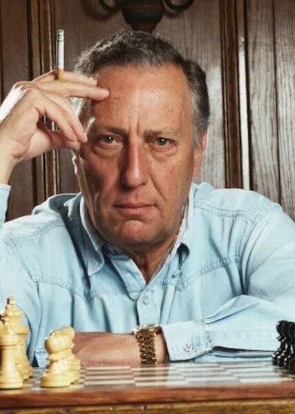 Frederick Forsyth photo